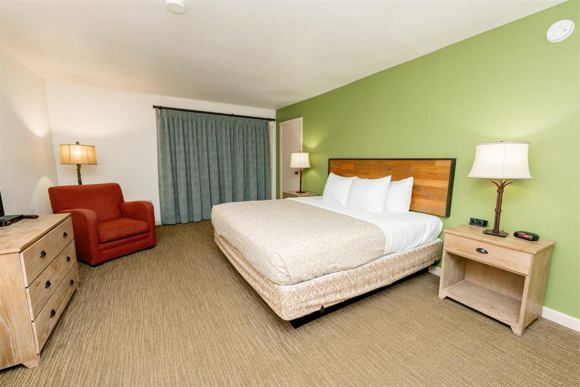 Brown County Inn Nashville Exterior photo