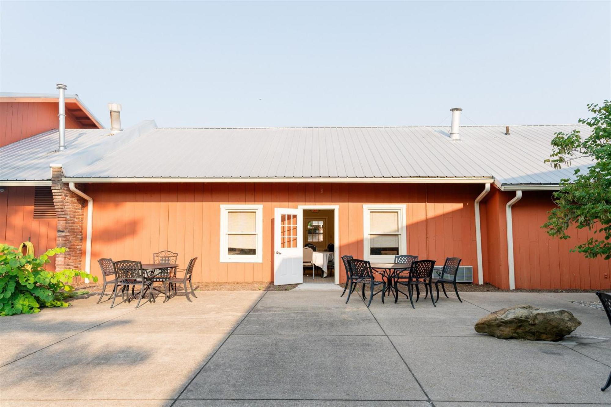Brown County Inn Nashville Exterior photo