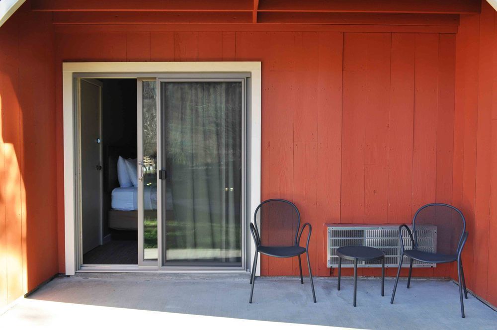 Brown County Inn Nashville Exterior photo